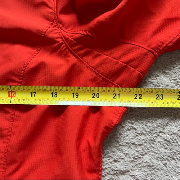 Duluth Trading Co. Red Snap Button Shirt Women’s Size L - Picture 4 of 8